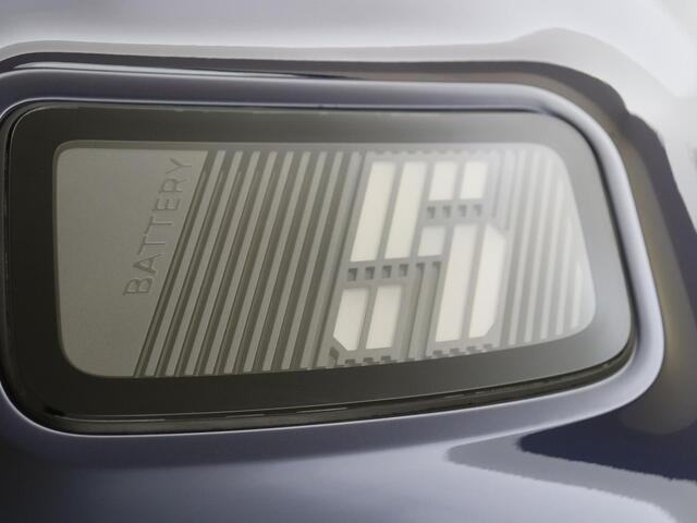 Renault 5 E-TECH comfort range iconic cinq 52 kWh Renault 5 comfort range iconic cinq 52 kWh | BESCHIKBAAR VANAF JUNI 2025