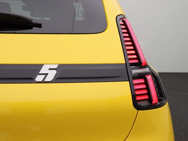 Renault 5 comfort range iconic cinq 52 kWh | Automaat | Achteruitrijcamera | Harman Kardon