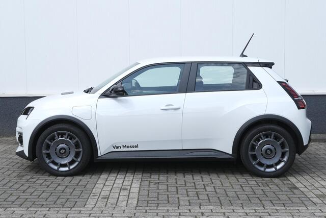 Renault 5 40kWh Urban Range Evolution 120PK | Stoelverwarming | Keyless | Apple-carplay/Android-auto | Parkeersensoren | Climate control