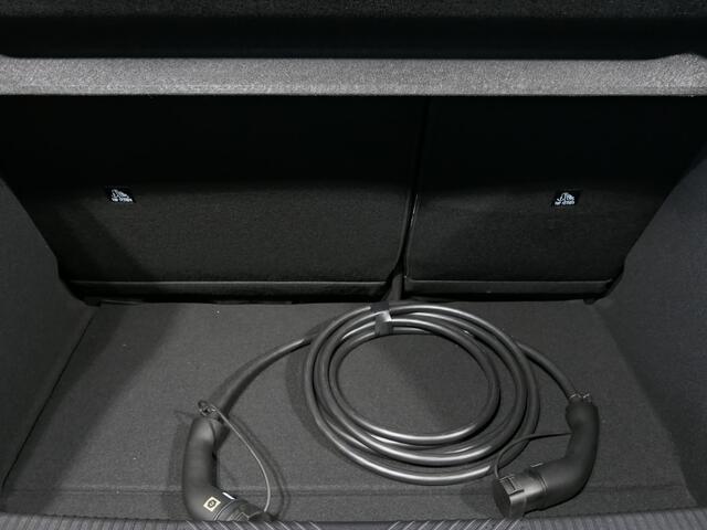 Renault 5 comfort range iconic cinq 52 kWh *NIEUW!* *Harman Kardon!* - Parkeerassistent, 18" LMV, adaptive cruise, stoel + stuurverwarming