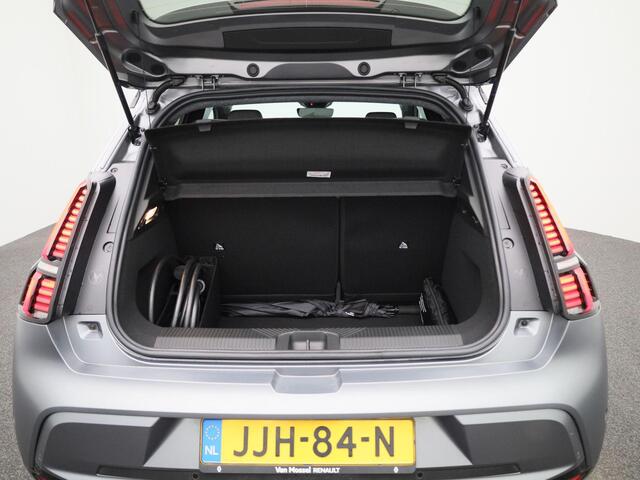 Renault 5 comfort range Roland-Garros 52 kWh | Pack Safety & Advanced Driving Assist | Harman Kardon Audio | Stoel- en Stuurwielverwarming | Camera | Draadloze Smartphonelader | 18" LMV 'Electro' | LED Pure Vision | Android Automotive