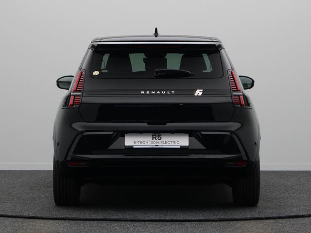 Renault 5 Roland-Garros Comfort range | Achteruitrijcamera | Elektrisch verwarmbare voorstoelen | ISOFIX-bevestigingssysteem voor kinderzitjes op passagiersstoel en op de twee buitenste zitplaatsen achter