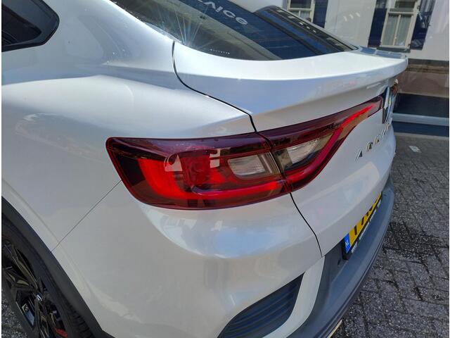 Renault Arkana E-Tech Hybrid 145 R.S. Line | Noir dak | Reservewiel | Sportieve R.S. Line uitvoering |