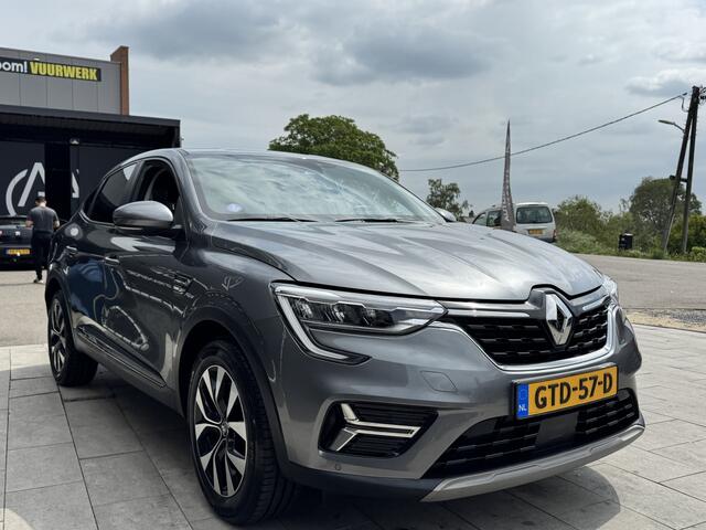 Renault Arkana 1.6 E-Tech Hybrid 145 Zen