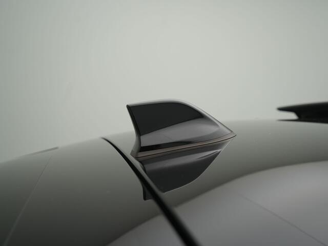 Renault Arkana 1.6 E-Tech Full Hybrid 145 Esprit Alpine - RIJKLAARPRIJS - Achteruitrijcamera - Stuur- en Stoelverwarming - Elektrisch Glazen Schuif/Kanteldak - Adaptieve Cruise Control