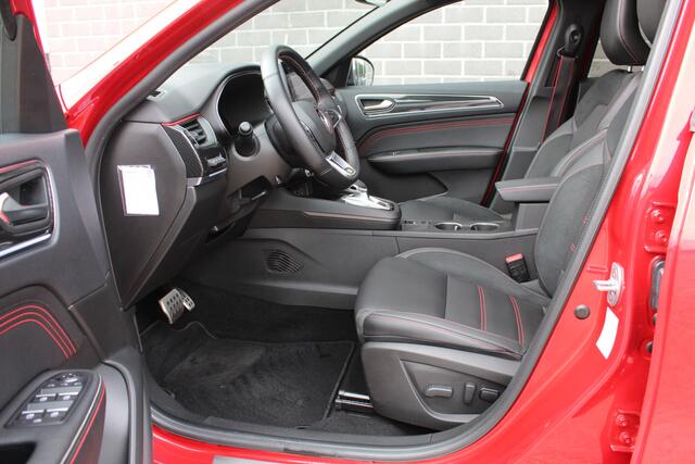 Renault Arkana 1.6 E-Tech Hybrid 145 R.S. Line / Panoramadak / Carplay