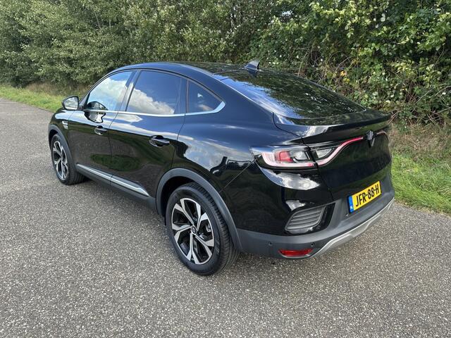 Renault Arkana 1.6 E-T f h 145 tech