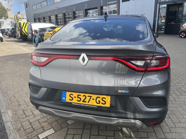 Renault Arkana 1.6 E-Tech Hybrid 145 Intens / AUTOMAAT / CAMERA / PARKEERSENSOREN VOOR EN ACHTER