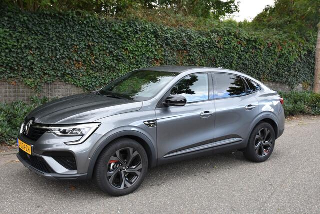 Renault Arkana 1.6 E-Tech Hybrid 145 R.S. Line | TREKHAAK | CARPLAY | CAMERA | STOEL/STUUR VERW