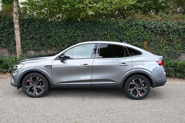 Renault Arkana 1.6 E-Tech Hybrid 145 R.S. Line | TREKHAAK | CARPLAY | CAMERA | STOEL/STUUR VERW