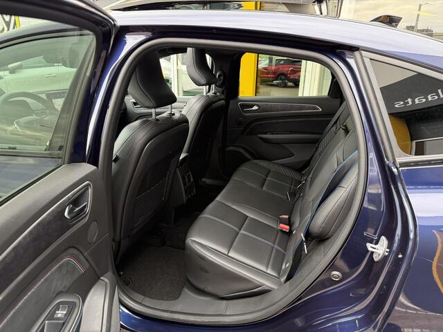 Renault Arkana 1.6 E-Tech full hybrid 145 esprit Alpine | NAP | Glazen schuif- kantel dak | Bose Audio | Elektrische stoelen | DAB | Stoel & stuur verwarming | Cruise adaptief |