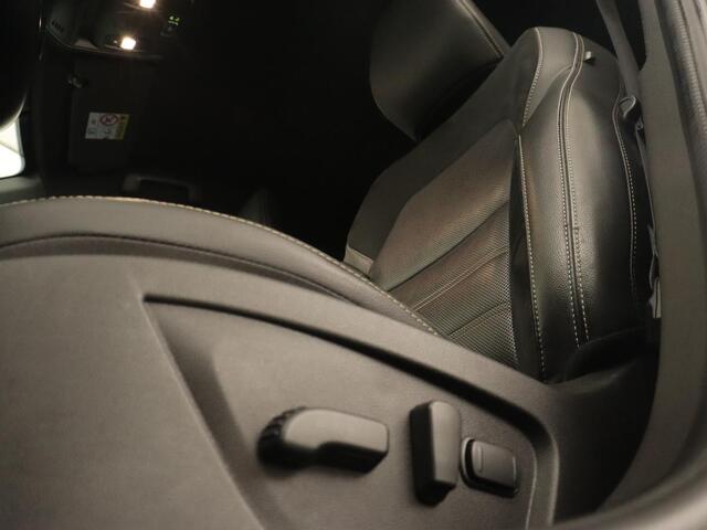 Renault Arkana 1.6 E-Tech hybrid 145 E-Tech engineered | Leder/Alcantara | Stoelverwarming | Adaptive cruise | Camera | Carplay | Stuurverwarming | 18'' | Park Assist | Naviagatie