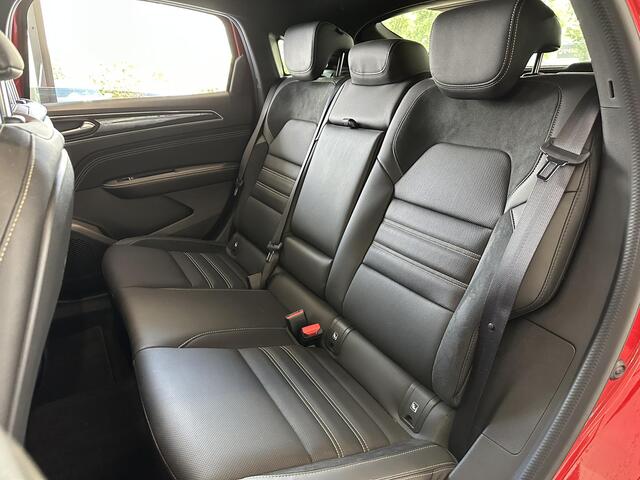 Renault Arkana 1.6 E-Tech hybrid 145 E-Tech Engineered ADAPTIEVE CRUISECONTROL | BOSE AUDIOSYSTEEM | STOEL-/STUURVERWARMING | ACHTERUITRIJCAMERA | !VOLLE AUTO!