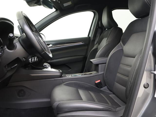 Renault Arkana E-Tech hybrid 145PK E-Tech R.S. Line RS | CAMERA | WINTERPACK | NAVI