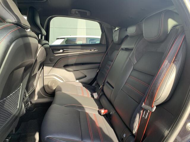 Renault Arkana 1.6 E-Tech full hybrid 145 RS Line | Schuif kanteldak | Stoel en Stuurverwarming