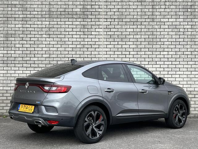 Renault Arkana 1.6 E-Tech Hybrid 145 R.S. Line | Afneembare Trekhaak | All-Season banden | Stoelverwarming | Achteruitrijcamera