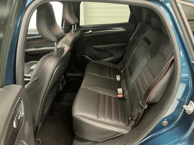 Renault Arkana 1.6 E-Tech Hybrid 145 R.S. Line / Lederen Bekleding / Stoelverwarming / Navigatie / Camera / Elektrisch Verstelbare Stoel /