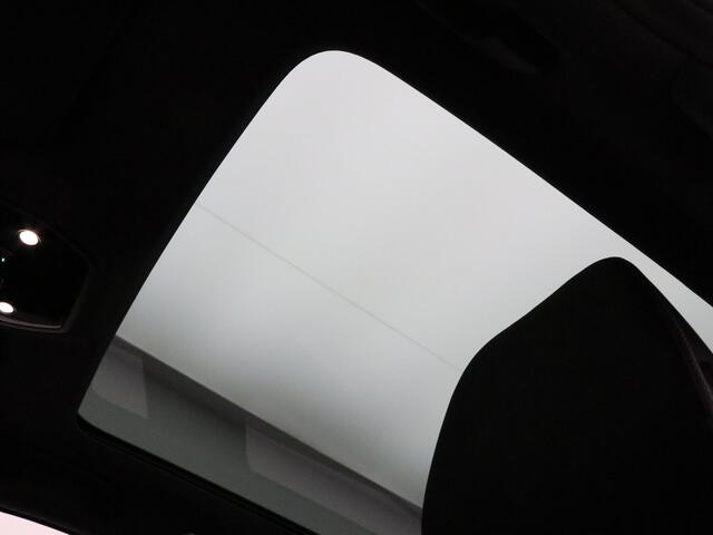 Renault Austral E-Tech full hybrid 200pk iconic esprit Alpine Automaat Harman Kardon | Head-Up | Adapt. Cruise | Stoel-/stuur-/voorruitverw. | Panoramadak