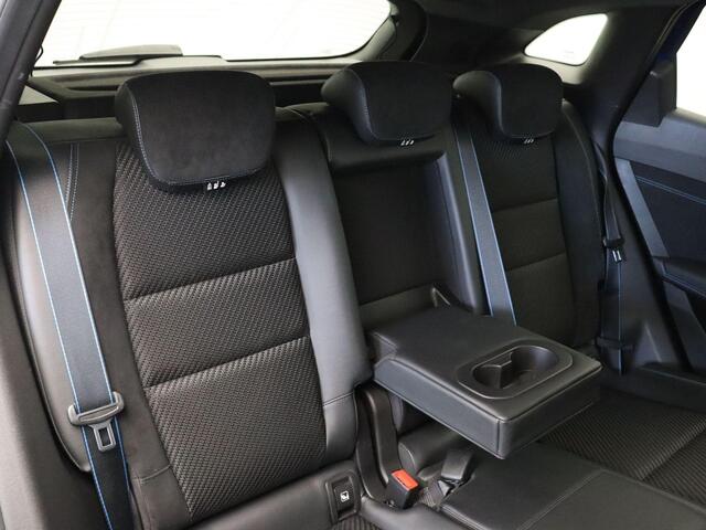 Renault Austral E-Tech full hybrid 200pk techno esprit Alpine | 4 Control | Stoel en stuurwiel verwarming | Full Led | Adaptive cruise.