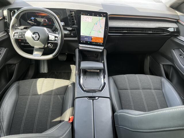 Renault Austral 1.2 E-Tech full hybrid 200PK techno / Cruise / Camera / Applecarplay - Androidauto /