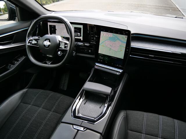 Renault Austral 1.2 Mild Hybrid 160pk Techno Automaat Navigatie / Handsfree koffer / Camera