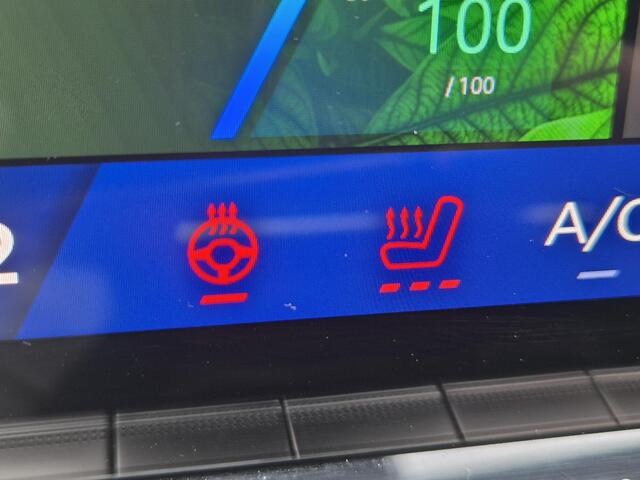 Renault Austral 1.3 mild hybrid 160 X-Tronic techno / Trekgewicht 1800 KG / Stoelverwarming / elektrisch verstelbare stoel / verwarmbaar stuur / verwarmbare voorruit / elektrische achterklep / keyless entry / adaptieve cruise control / LED koplampen / draadloze oplader /