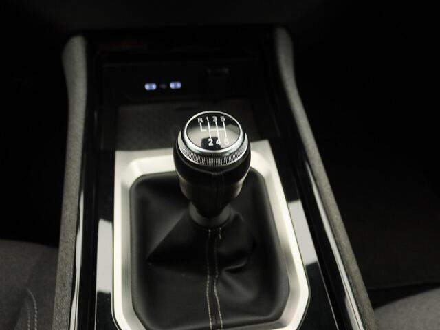 Renault Austral Equilibre mild hybrid advanced 130 | Parkeersensoren rondom en achteruitrijcamera | Apple CarPlay & Android Auto | Climate Control |