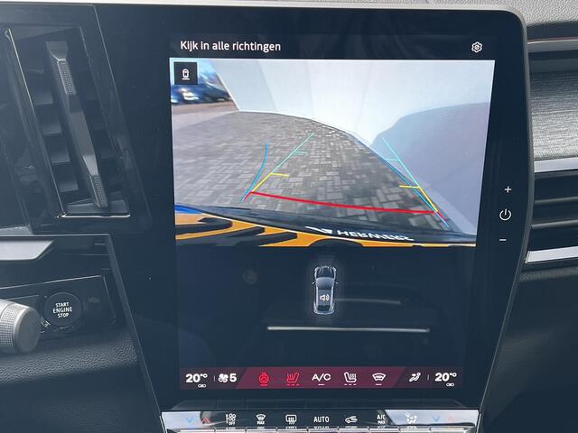 Renault Austral 1.3 mild hybrid 160 X-Tronic techno Automaat / Fabrieksgarantie tot 04-2027 / 1.800 kg trekgewicht / Stuur-, stoel- en voorruitverwarming / Navigatie / Apple Carplay Android / Adaptieve CC / 19" LM wielen /