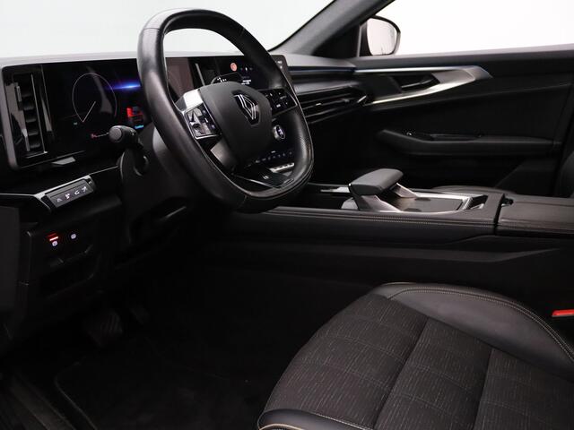 Renault Austral 200pk E-Tech full hybrid iconic Automaat 360° Camera | Adapt. Cruise | Parkeersens. v+a | Stoel-/stuurverw.