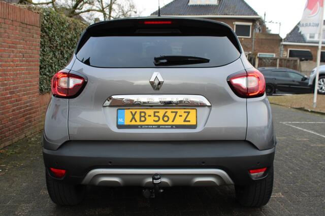 Renault CAPTUR 1.2i 16V TCe 120 pk EDC Automaat Intens met o.a. camera/trekhaak