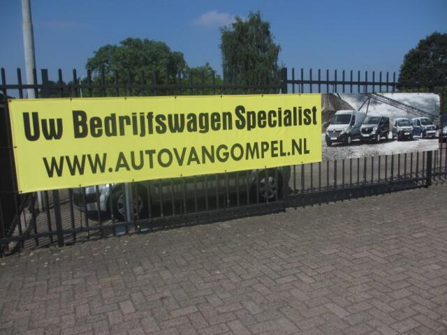 Renault CAPTUR TCe 140PK EDC Intens