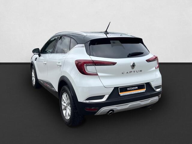 Renault CAPTUR 1.3 TCe 140 Intens EDC AUTOMAAT / NAVI / CAMERA