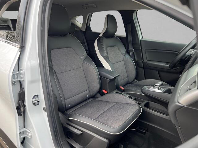 Renault CAPTUR 1.3 TCe 140 Intens EDC AUTOMAAT / NAVI / CAMERA