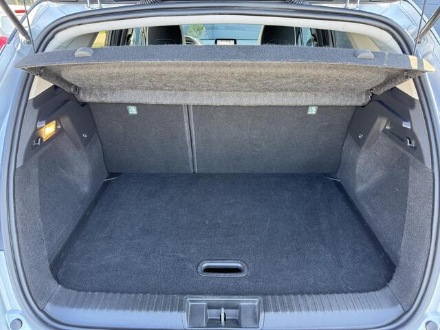 Renault CAPTUR 1.3 TCe 130 Edition One 1e Eigenaar,Navi,Camera,Clima,Cruise,6 Bak,Pdc V+A,131pk,Lmv 18'',Apk tot 04-2026