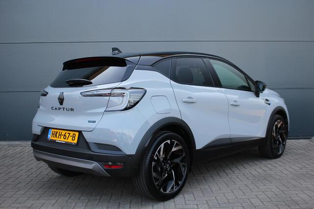 Renault CAPTUR 1.6 E-Tech full hybrid 145pk esprit Alpine | Navigatie | Stoelverwarming | Camera Rondom | Cruise & Climate Control | Keyless Entry