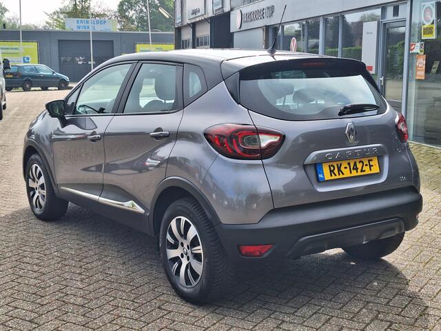 Renault CAPTUR 0.9 TCe Zen Navigatie / Airco / Cruise Control / Centrale vergrendeling