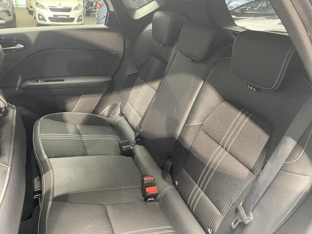 Renault CAPTUR 1.6 E-Tech full hybrid 145 E-Tech engineered