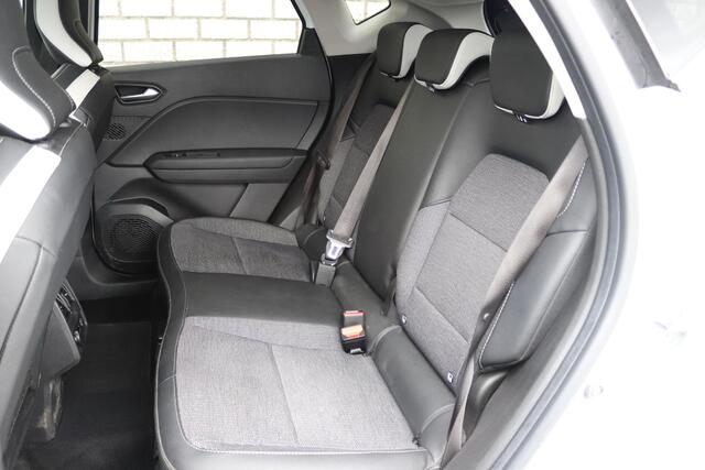 Renault CAPTUR 1.0 TCe 90 techno Stoel + stuurverwarming | Voorruitverwarming | Glazen schuif-kanteldak |