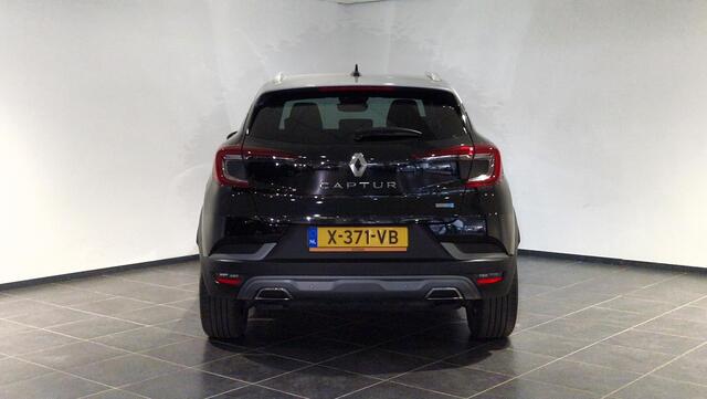 Renault CAPTUR 1.6 E-Tech Plug-in Hybrid 160 R.S. Line | Navigatie