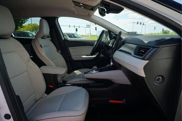 Renault CAPTUR 1.6 E-Tech Plug-in Hybrid 160 Initiale Paris