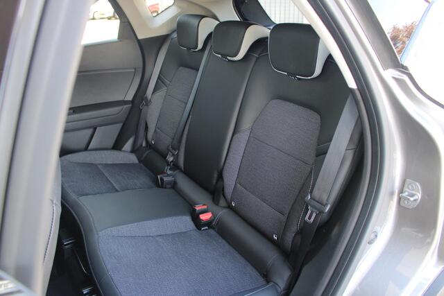 Renault CAPTUR 1.3 mild hybrid 160 techno Navigatiesysteem | Stoelverwarming | Achterruitrijcamera