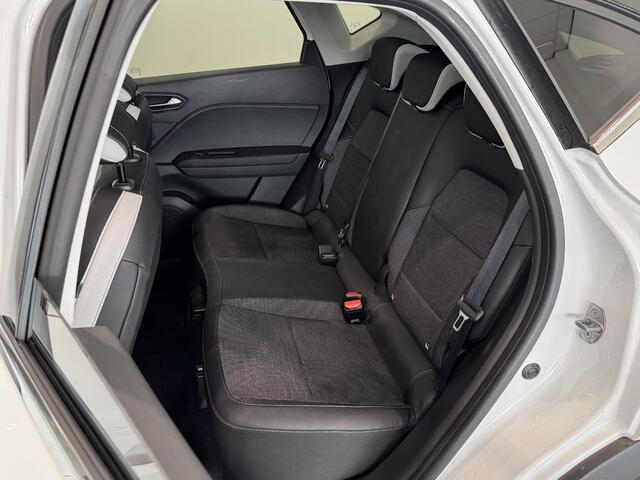 Renault CAPTUR 1.0 TCe 90 Techno | BOSE | Panoramadak | 360° camera | Stoel- en stuurverwarming | Dodehoek Detectie | Lichtmetalen velgen 18" | Apple Carplay/Android Auto