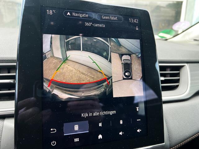 Renault CAPTUR 1.3 TCe 130pk Automaat/ Initiale Paris/Trekhaak/Adaptive/Bose/360cam/Virtual