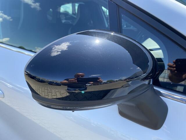 Renault CAPTUR 1.6 E-Tech Plug-in Hybrid 160 Business App Connect , Climate Control , Navigatie