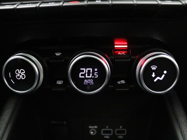 Renault CAPTUR 160pk E-Tech Plug-in Hybrid Intens Automaat/EDC Camera | Adapt. Cruise | Navi | Parkeersens. v+a | Stoel-/stuurverw. | Panoramadak