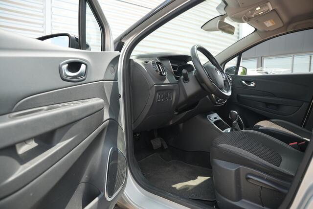 Renault CAPTUR 1.3 TCe Intens Achteruitrijcamera parkeersensoren achter 17"L.M. Navi Mistlampen