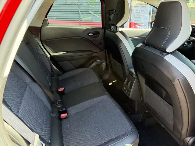 Renault CAPTUR 1.3 TCe 140 EDC automaat Intens | adaptieve cruise | winterpakket | groot Easylink | tijdelijk gratis Top Afleverpakket twv Eur 695