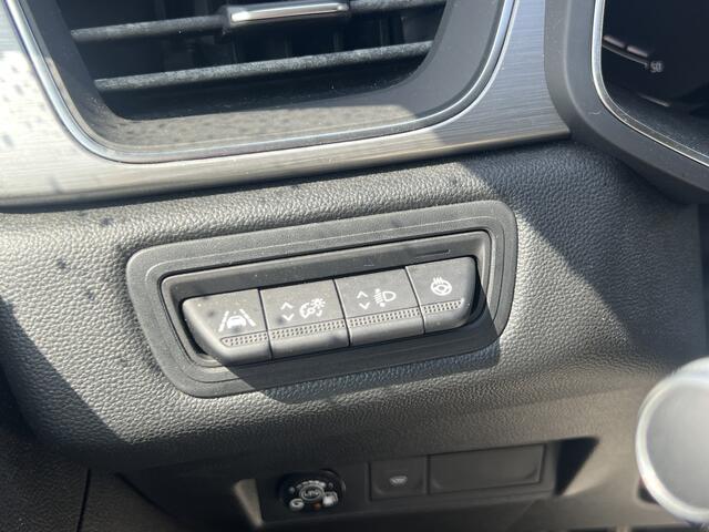 Renault CAPTUR 1.0 TCe 100 Bi-Fuel Intens / Keyless / Bose / Voorruitverw. / Cruise / Camera /