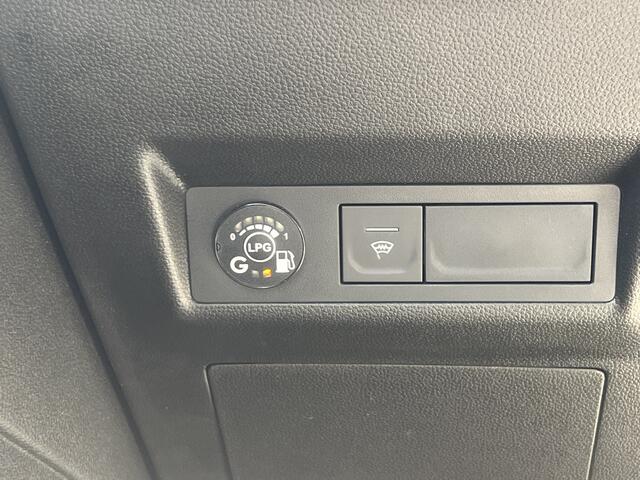 Renault CAPTUR 1.0 TCe 100 Bi-Fuel Intens / Keyless / Bose / Voorruitverw. / Cruise / Camera /