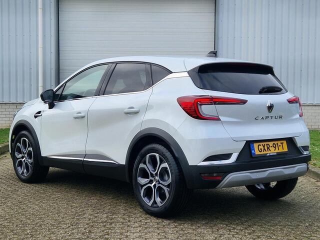 Renault CAPTUR 1.3 Techno Automaat / Stoel & Stuurverwarming / Achteruitrijcamera / Adaptief Cruise Control / Navigatie / Apple Carplay & Android Auto /